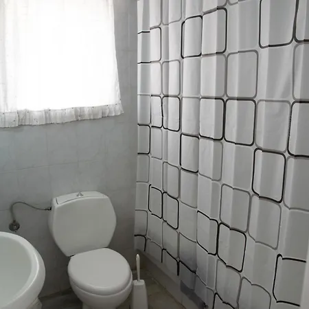 Cozy And Calm Apartment Dhilesi