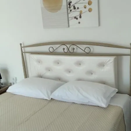 Cozy And Calm Dhílesi